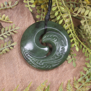 Kawakawa Pounamu Koru