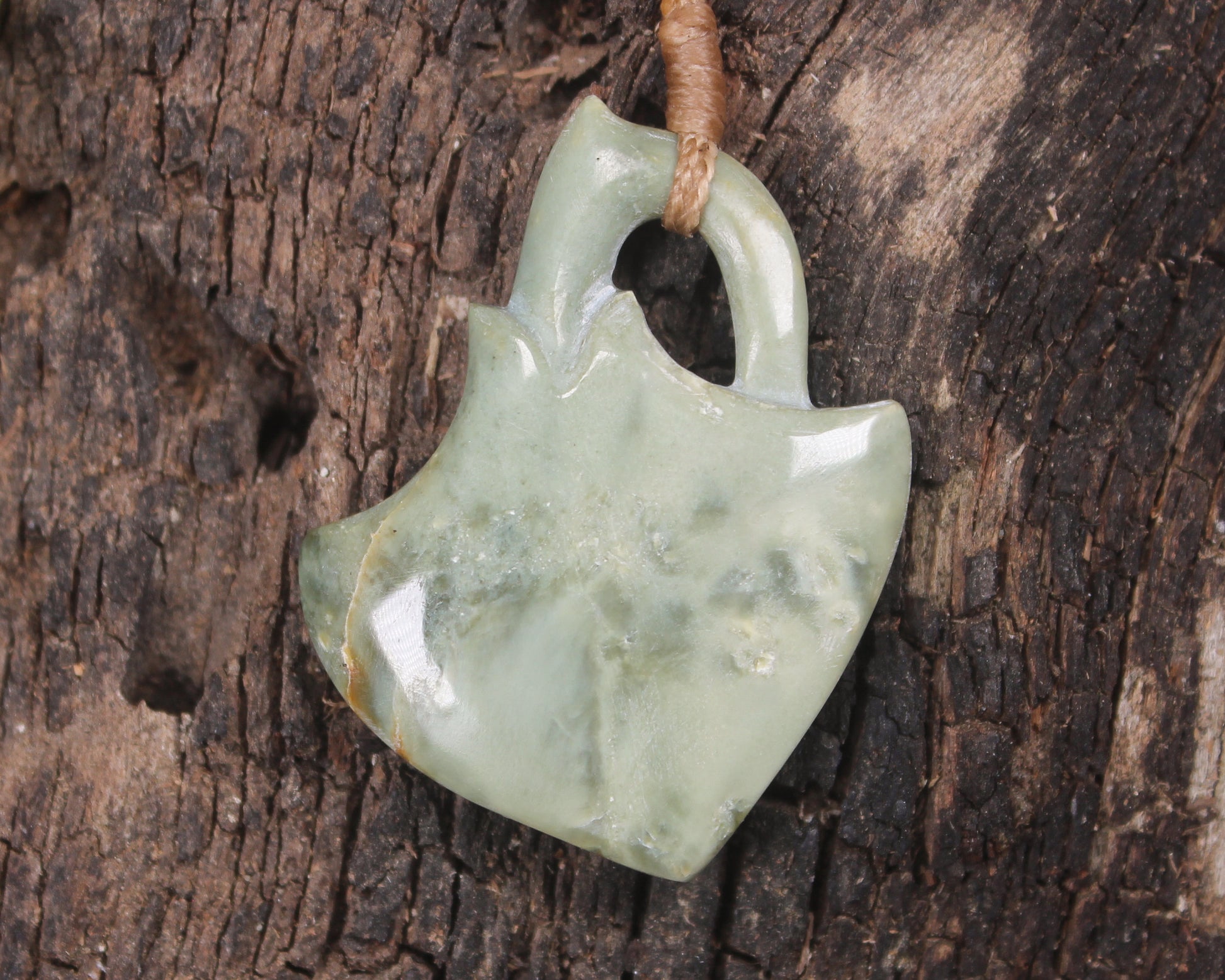 Inanga Pounamu Whai