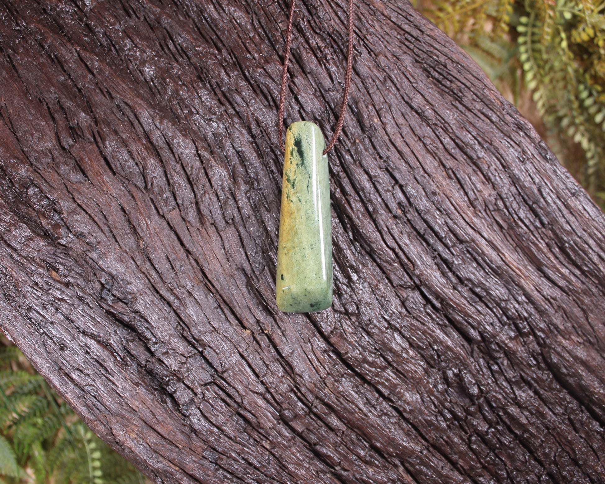Toki or Adze Pendant carved from Flower Jade Pounamu - NZ Greenstone