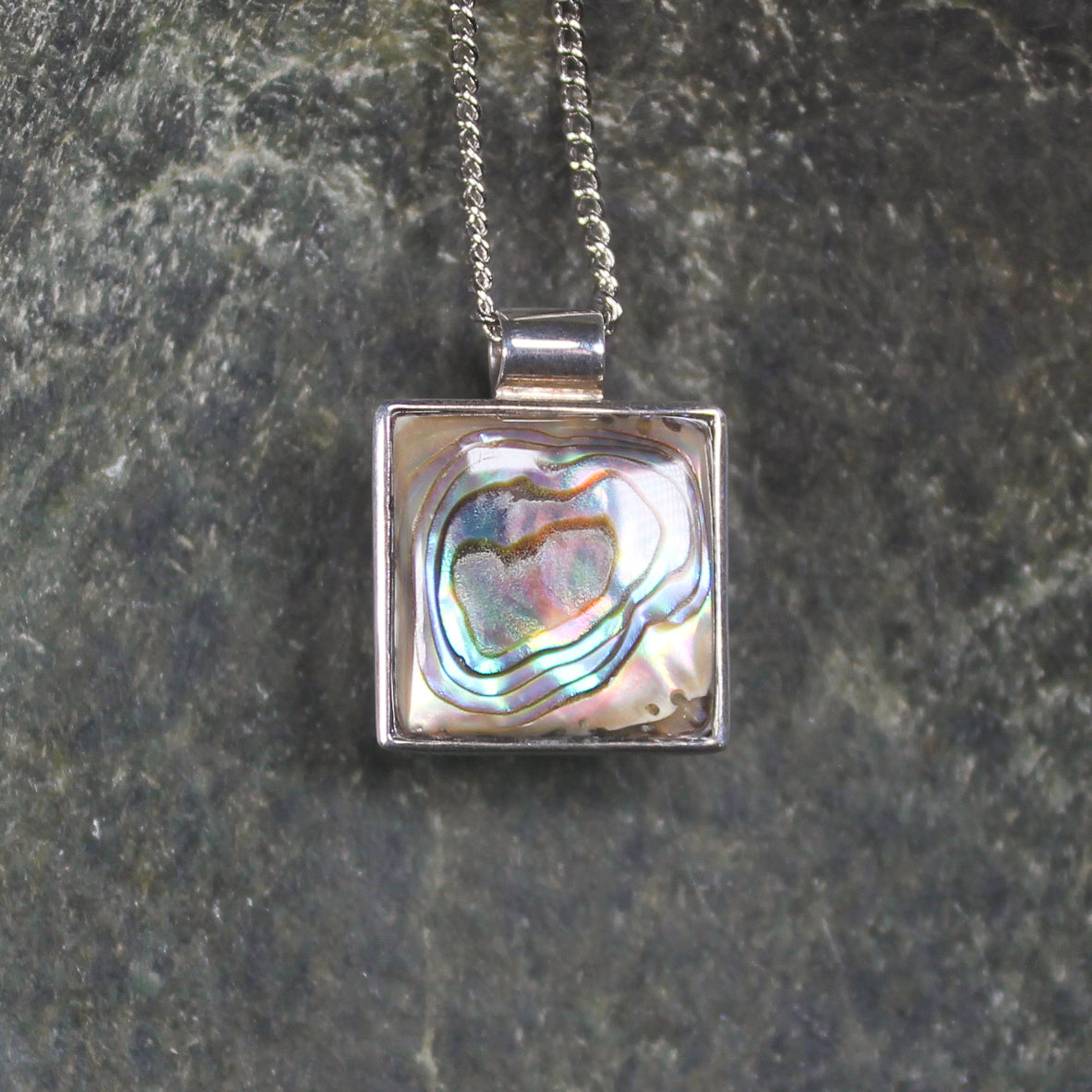 Sterling Silver Pāua Shell Pendant