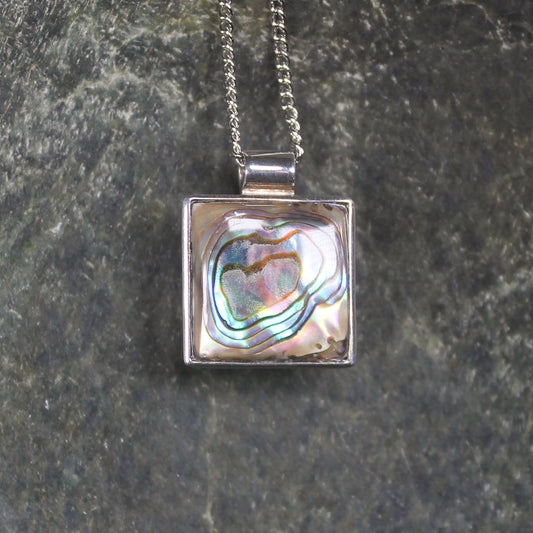 Sterling Silver Pāua Shell Pendant