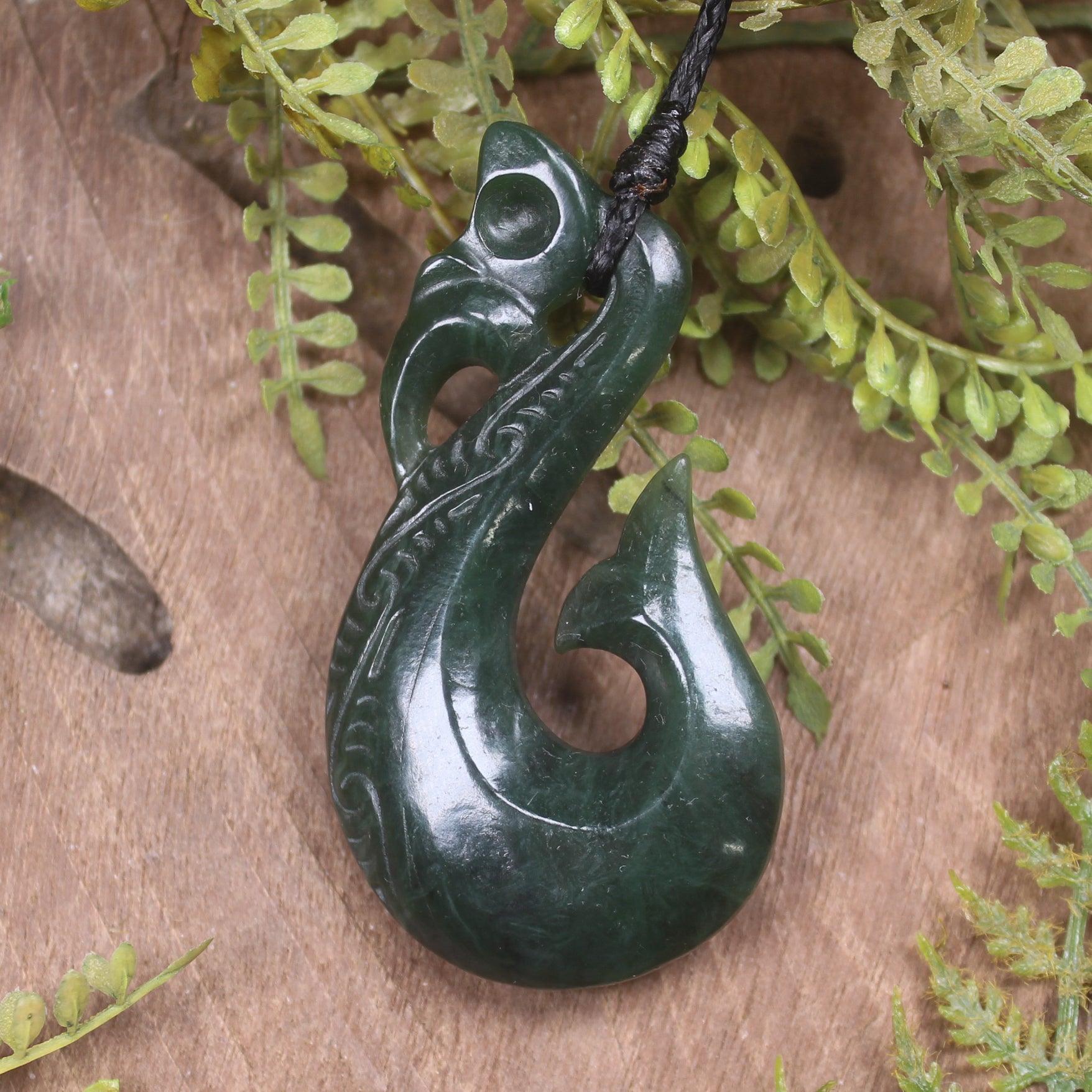 Manaia pendant carved from Kawakawa Pounamu - NZ Greenstone
