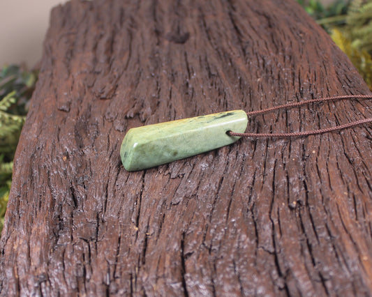 Toki or Adze Pendant carved from Flower Jade Pounamu - NZ Greenstone