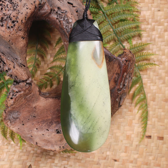 Roimata or Teardrop carved from Tangiwai Pounamu - NZ Greenstone