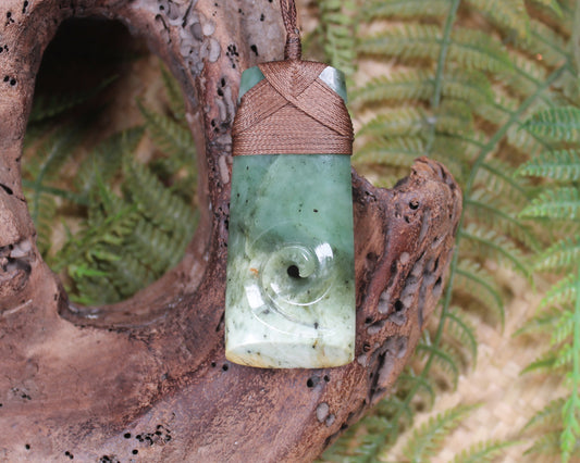 Toki or Adze with Koru carved from Hapopo Pounamu - NZ Greenstone