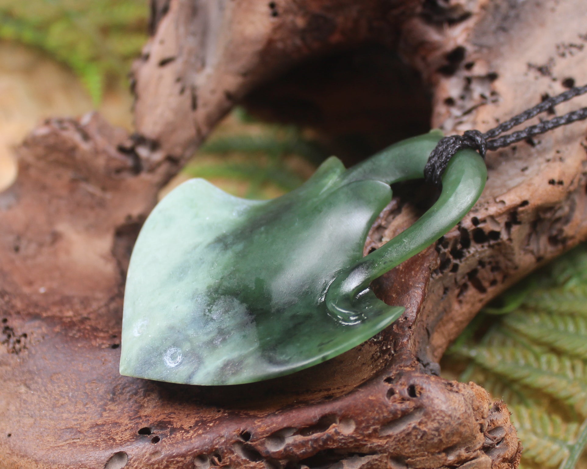 Stingray or Whai carved from Rimu Pounamu - NZ Greenstone