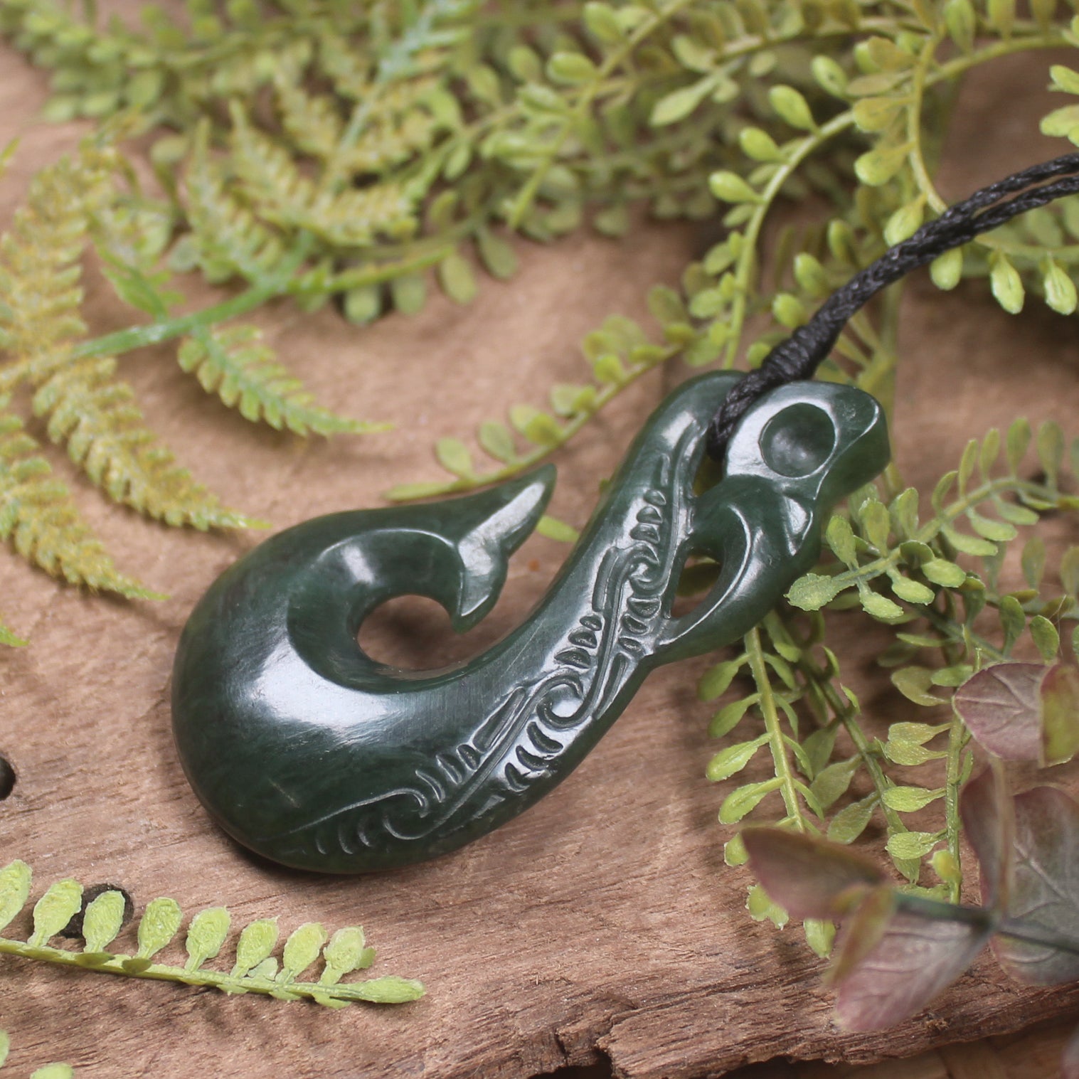 Manaia pendant carved from Kawakawa Pounamu - NZ Greenstone