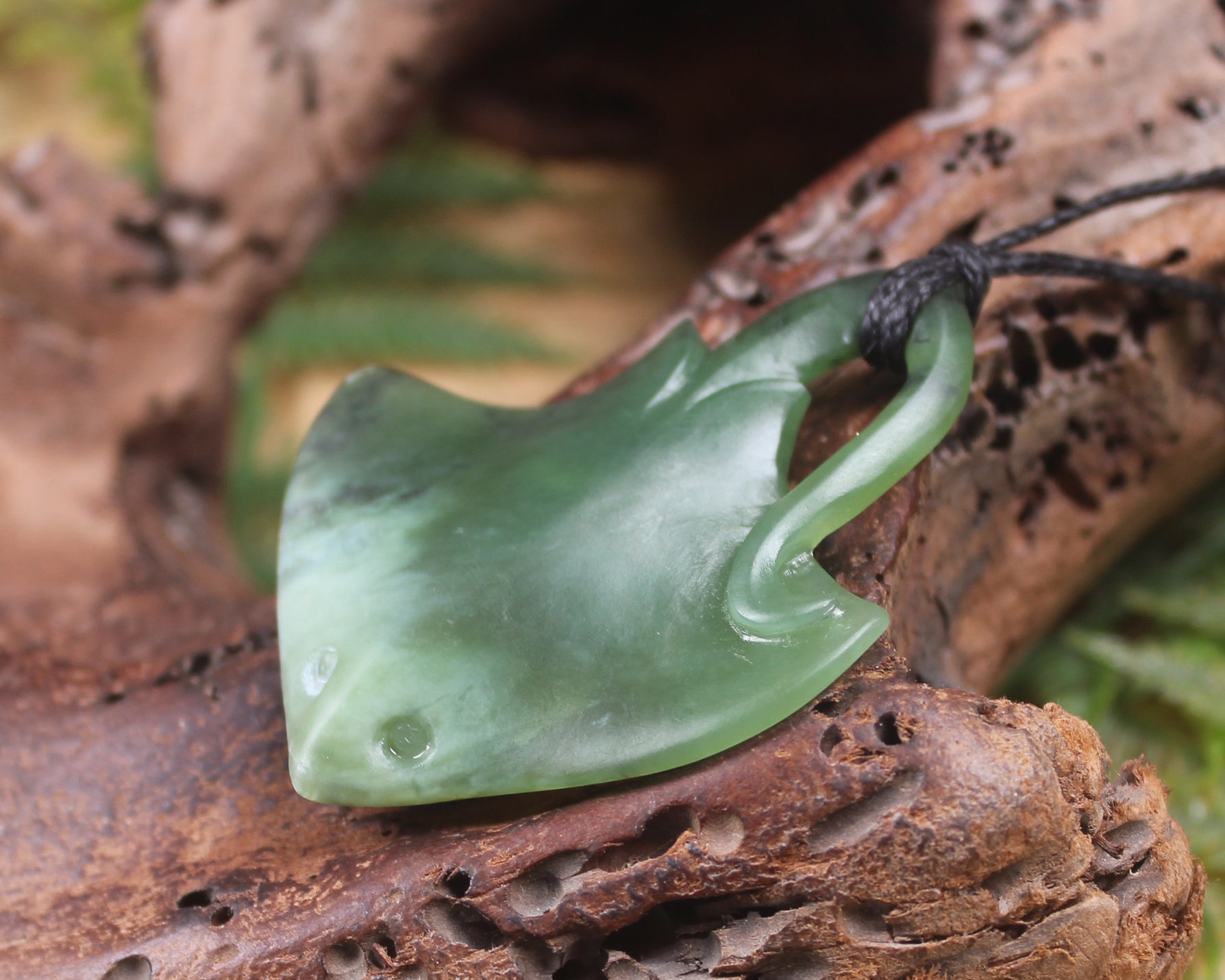 Stingray or Whai carved from Kawakawa Pounamu - NZ Greenstone