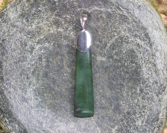 Hapopo Pounamu pendant set in Sterling Silver - NZ Greenstone
