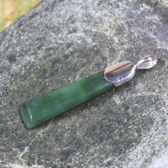 Hapopo Pounamu pendant set in Sterling Silver - NZ Greenstone
