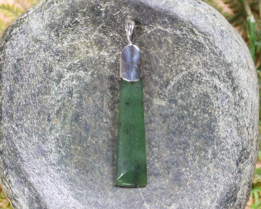 Hapopo Pounamu pendant set in Sterling Silver - NZ Greenstone