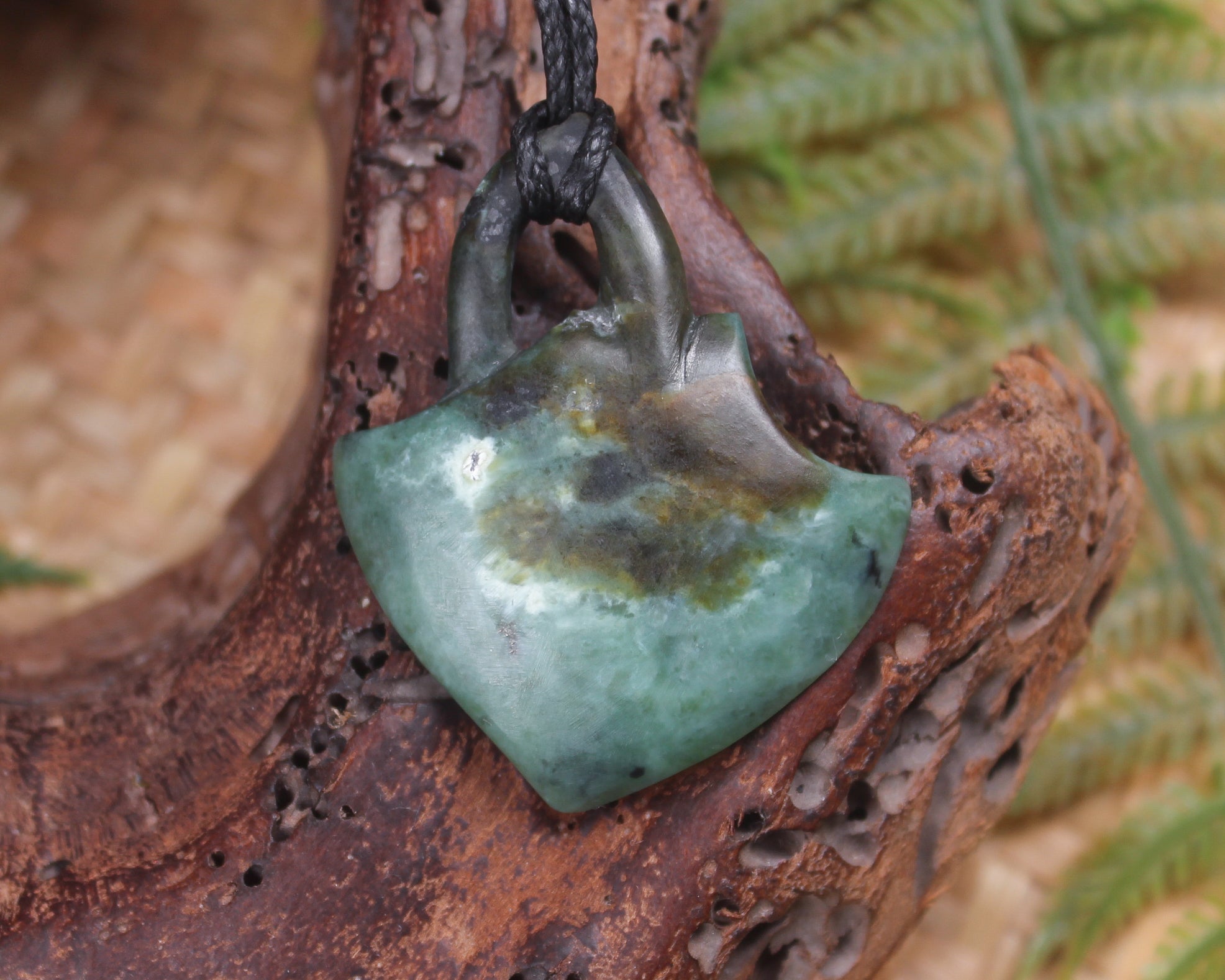 Stingray or Whai carved from Inanga Pounamu - NZ Greenstone