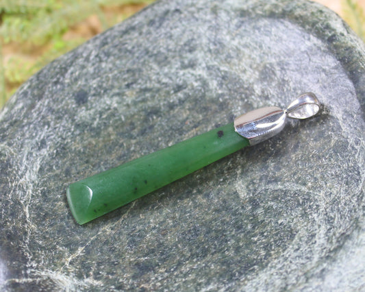 Hapopo Pounamu pendant set in Sterling Silver - NZ Greenstone