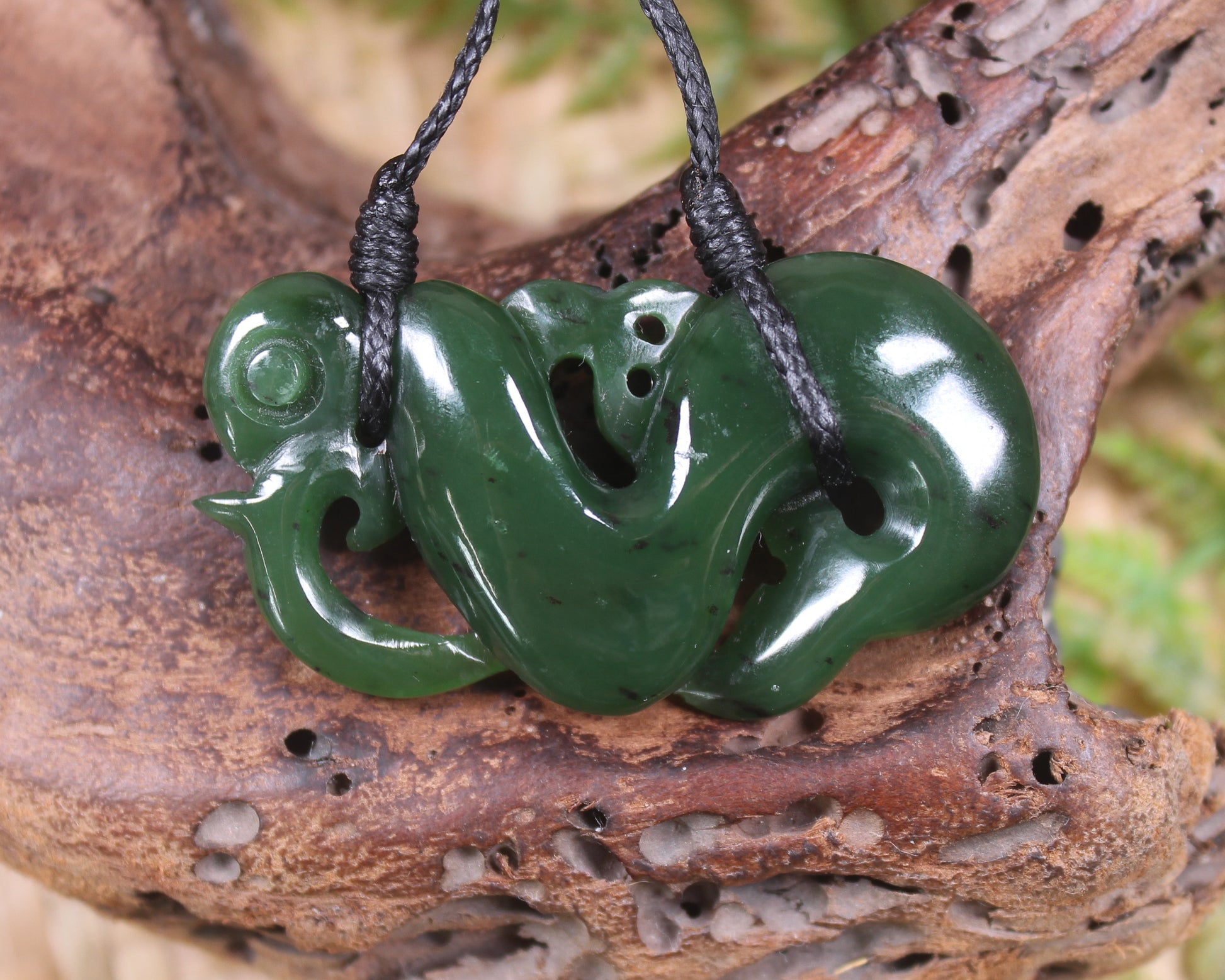 Manaia carved from Kawakawa Pounamu - NZ Greenstone