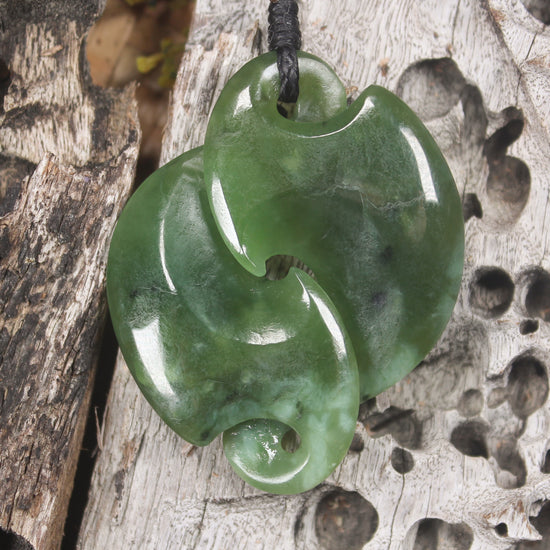 Hapopo Pounamu Koru Twist