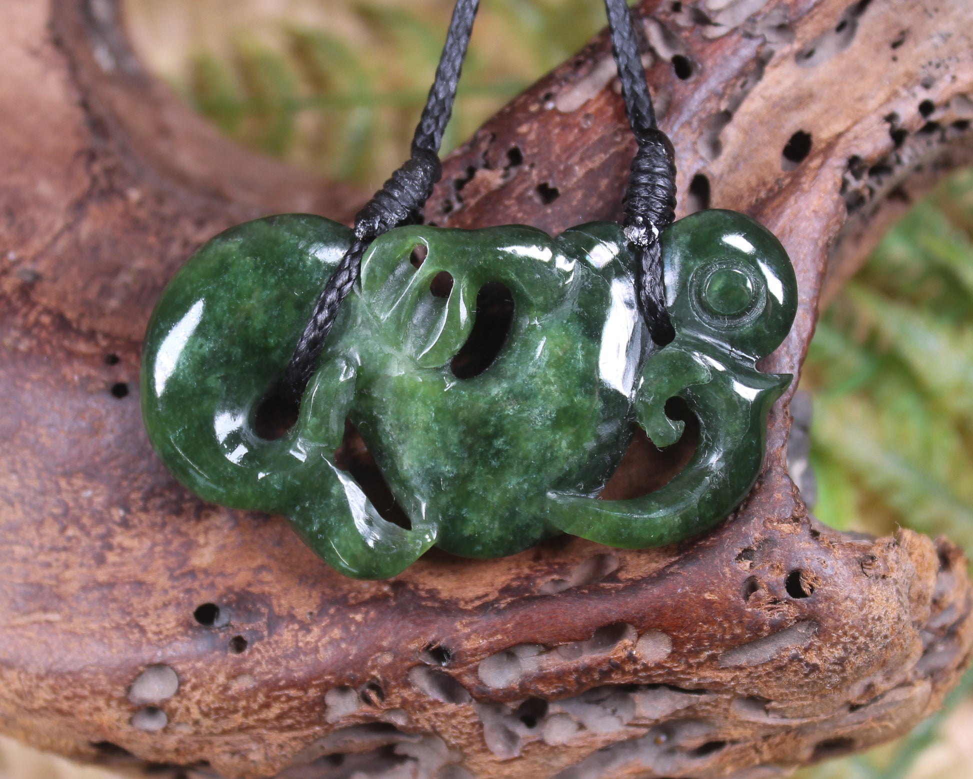 Manaia carved from Kawakawa Pounamu - NZ Greenstone