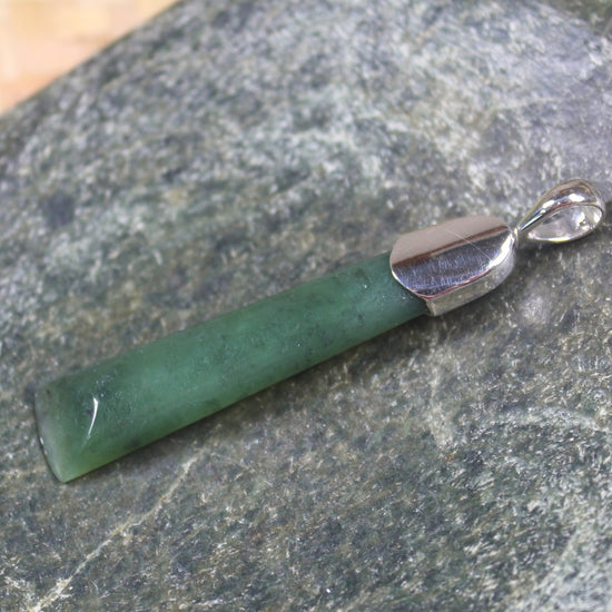 Hapopo Pounamu pendant set in Sterling Silver - NZ Greenstone