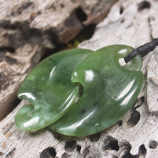Hapopo Pounamu Koru Twist