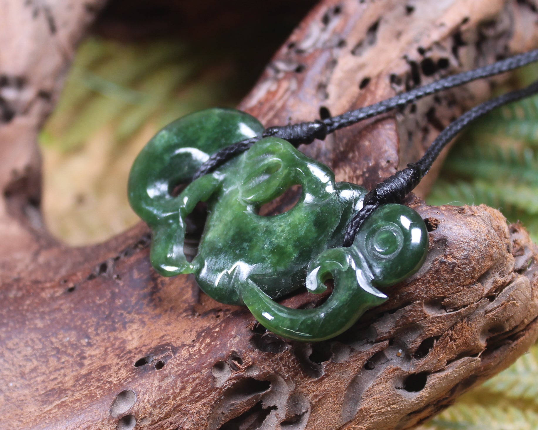Manaia carved from Kawakawa Pounamu - NZ Greenstone