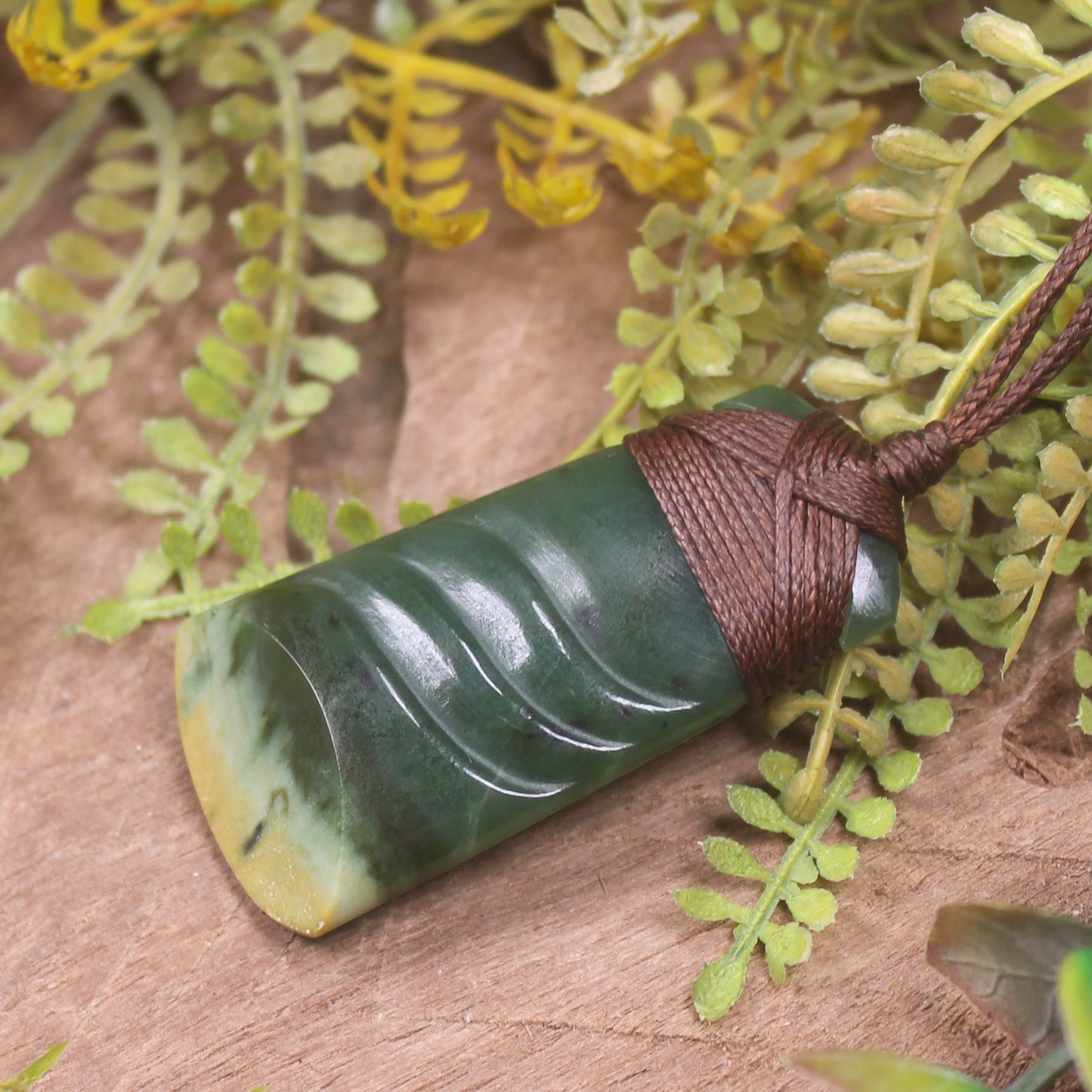NZ Greenstone Toki Pendant Flower Jade Pounamu