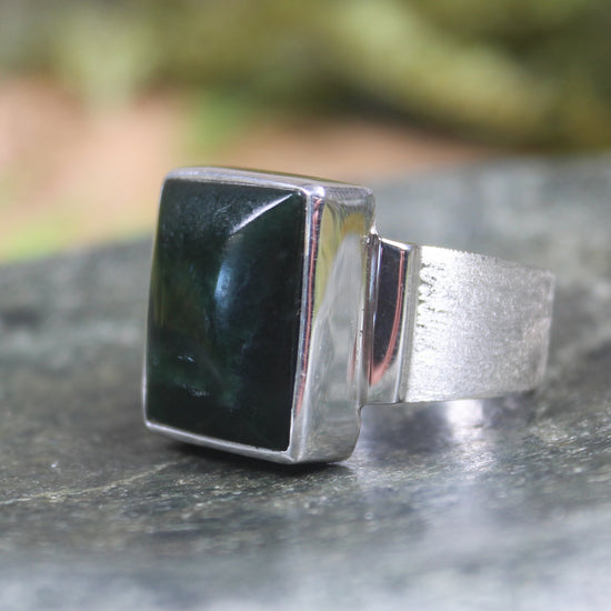 Sterling Silver Kawakawa Pounamu Ring - NZ Greenstone