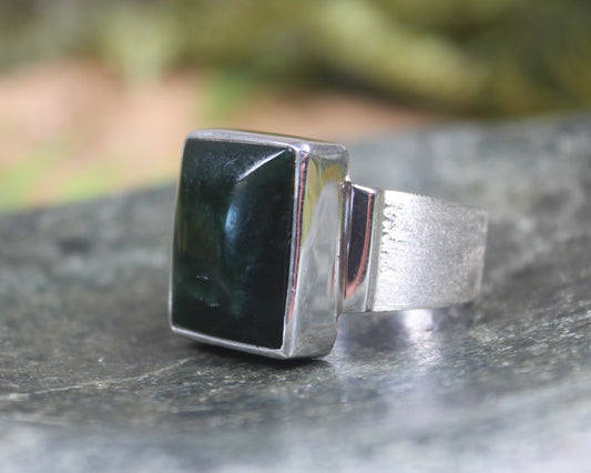 Sterling Silver Kawakawa Pounamu Ring - NZ Greenstone