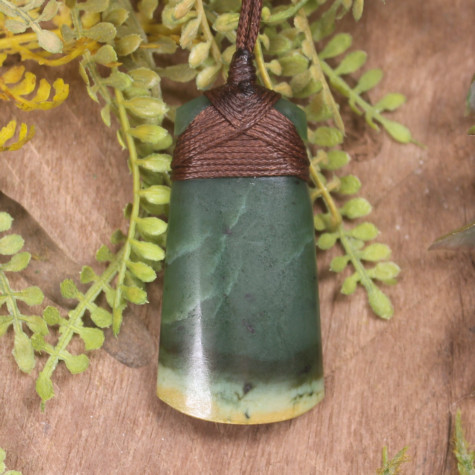 NZ Greenstone Toki Pendant Flower Jade Pounamu