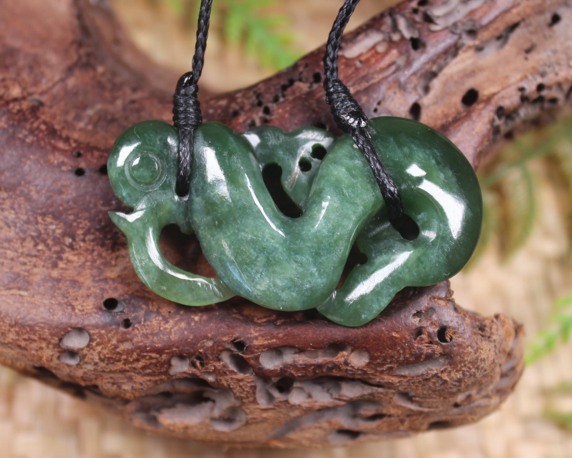 Manaia carved from Kawakawa Pounamu - NZ Greenstone