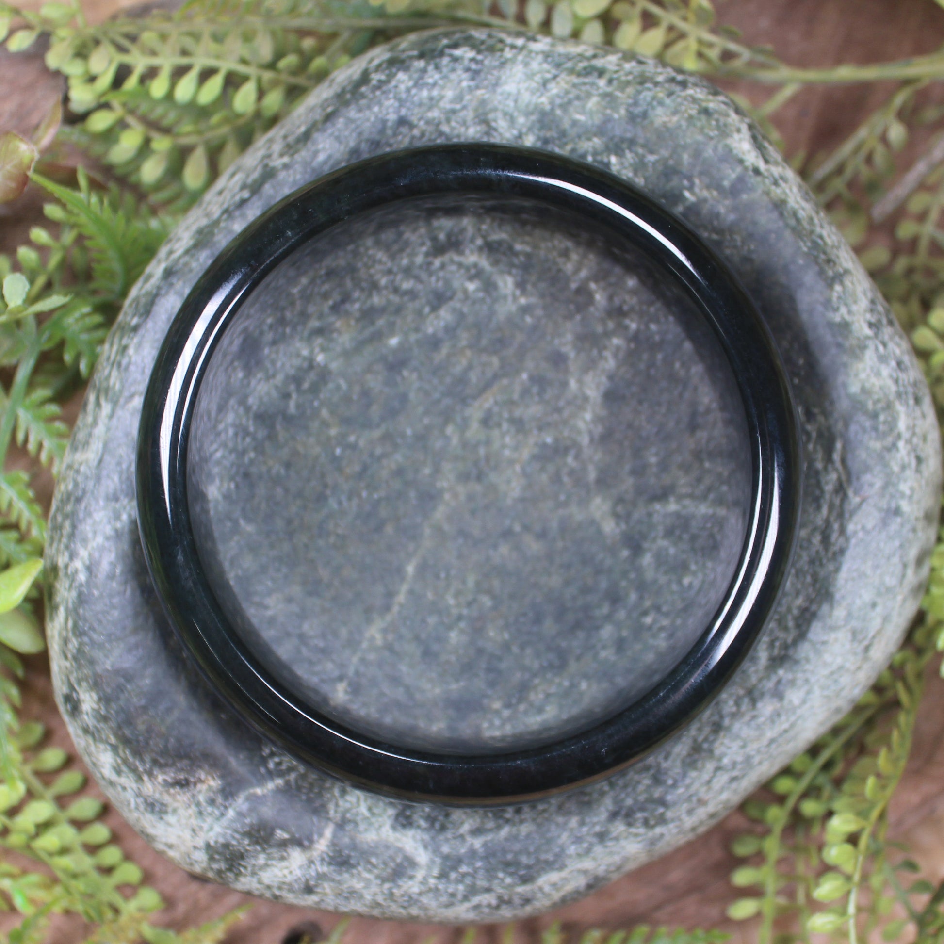 Bangle carved from Kawakawa Pounamu - NZ Greenstone