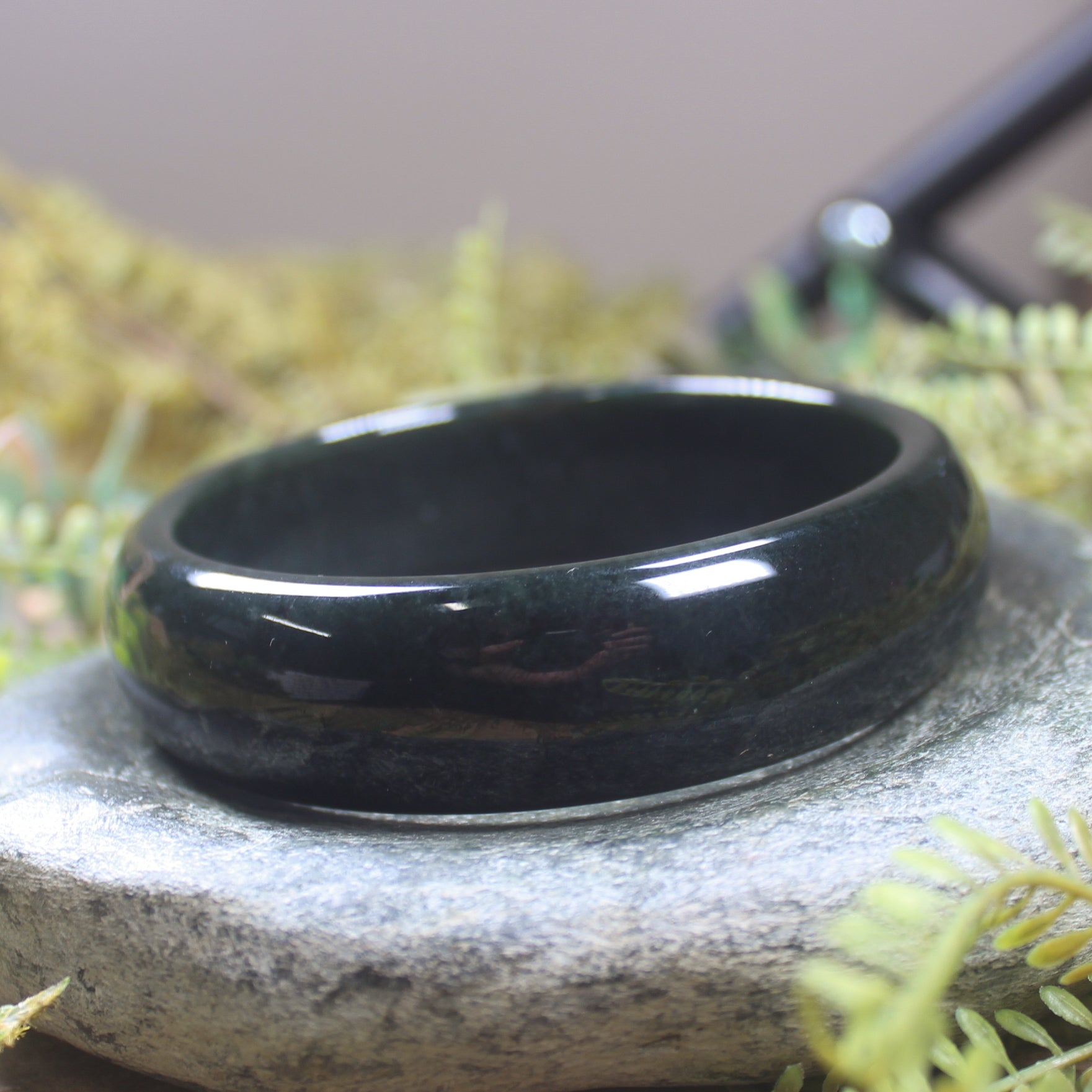 Bangle carved from Kawakawa Pounamu - NZ Greenstone