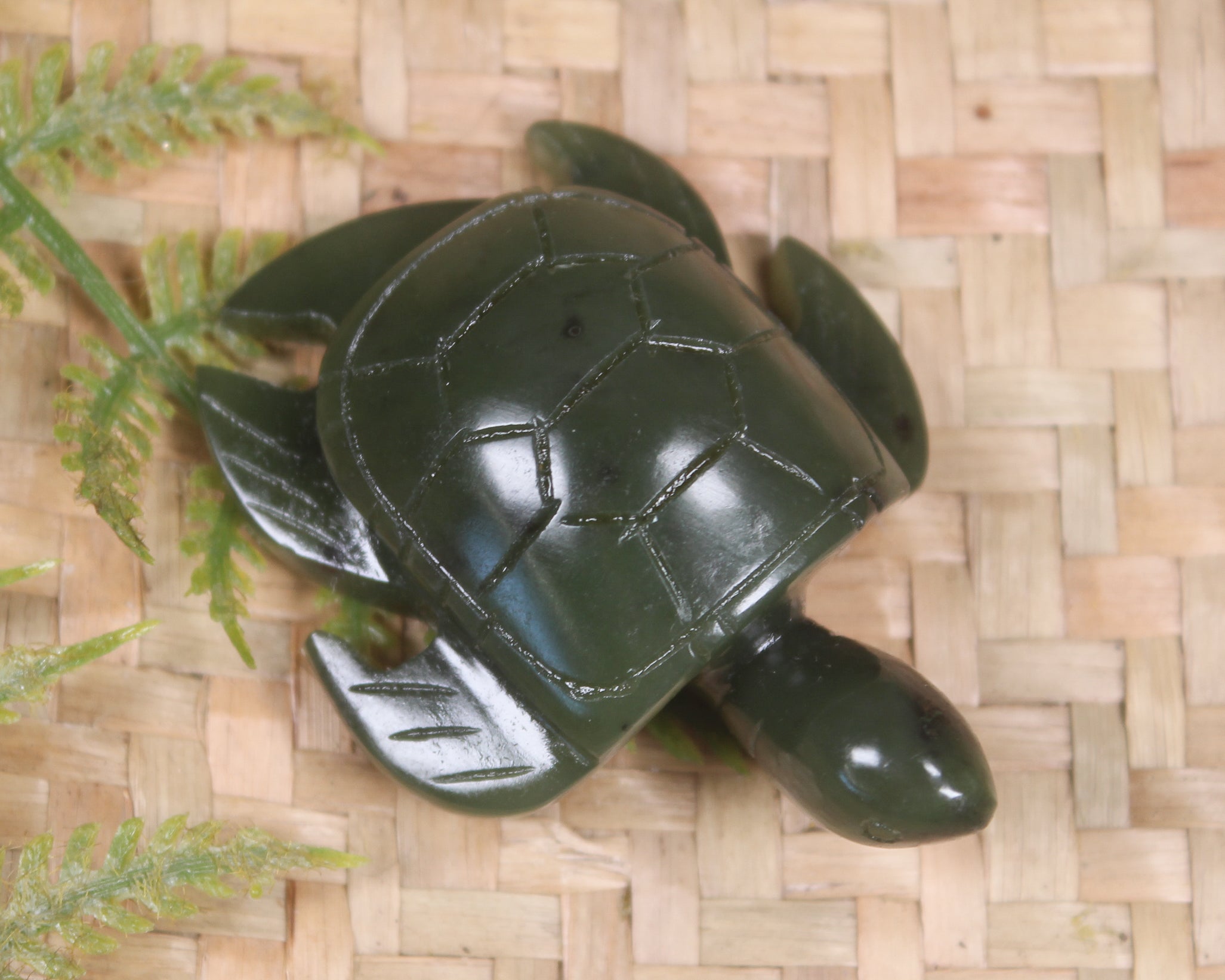 Rimu Pounamu Turtle Sculpture