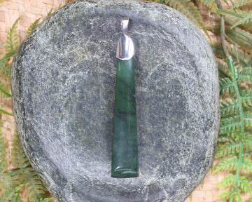 Hapopo Pounamu pendant set in Sterling Silver - NZ Greenstone