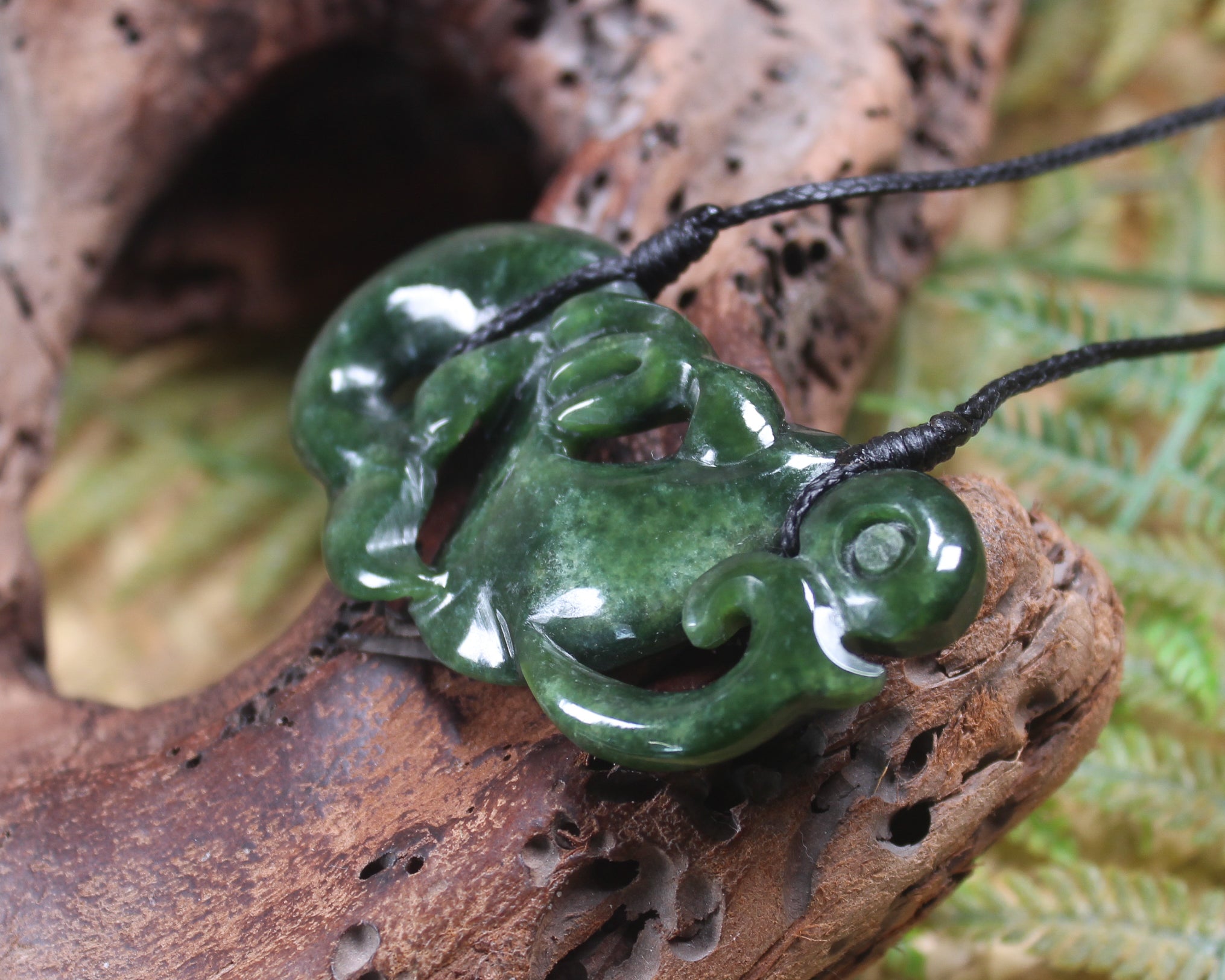 Manaia carved from Kawakawa Pounamu - NZ Greenstone