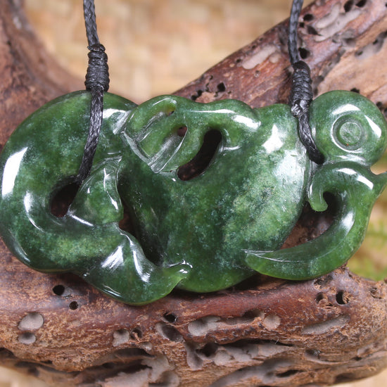 Manaia carved from Kawakawa Pounamu - NZ Greenstone
