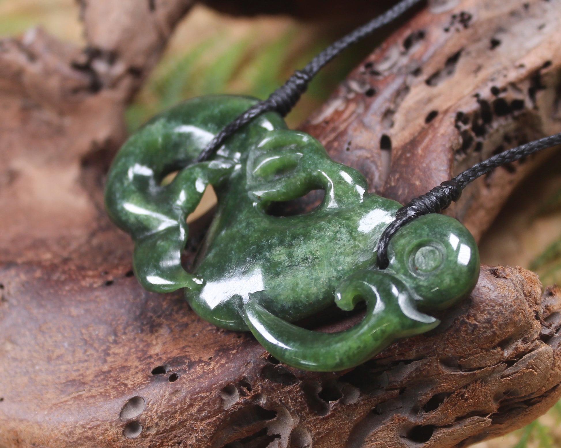 Manaia carved from Kawakawa Pounamu - NZ Greenstone