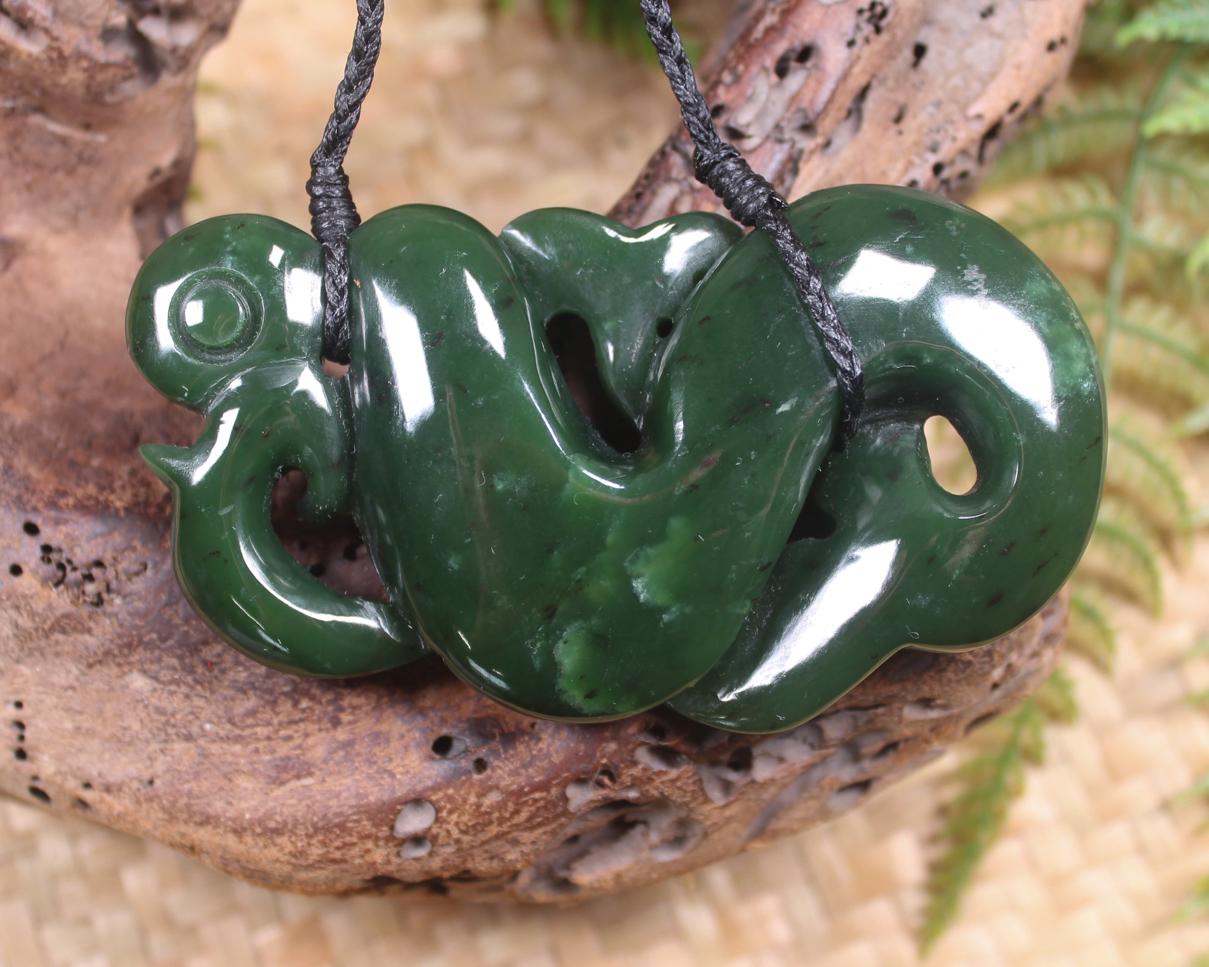 Manaia carved from Kawakawa Pounamu - NZ Greenstone