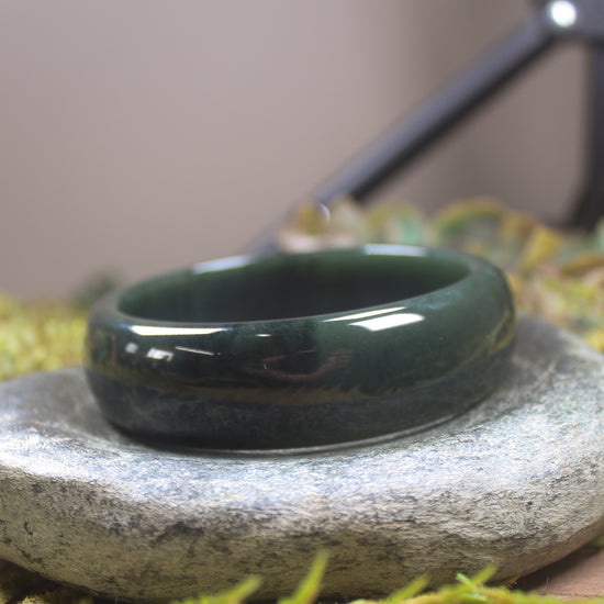 Bangle carved from Kawakawa Pounamu - NZ Greenstone