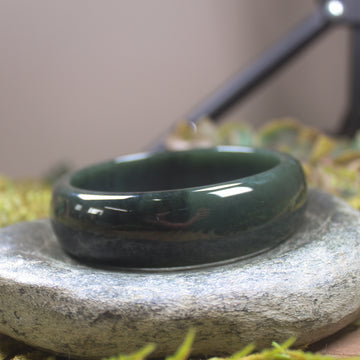 Bangle carved from Kawakawa Pounamu - NZ Greenstone