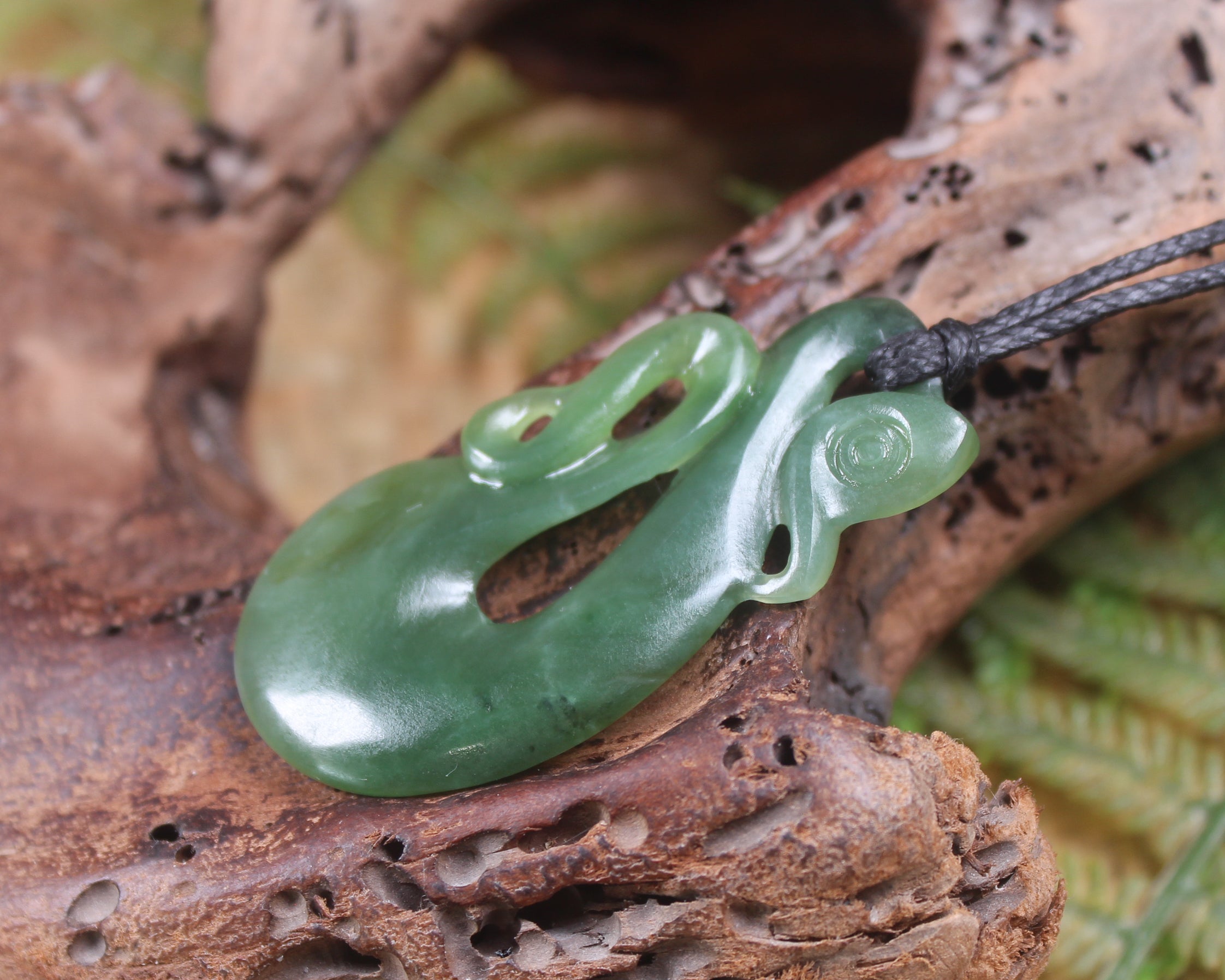 Manaia carved from Inanga Pounamu - NZ Greenstone