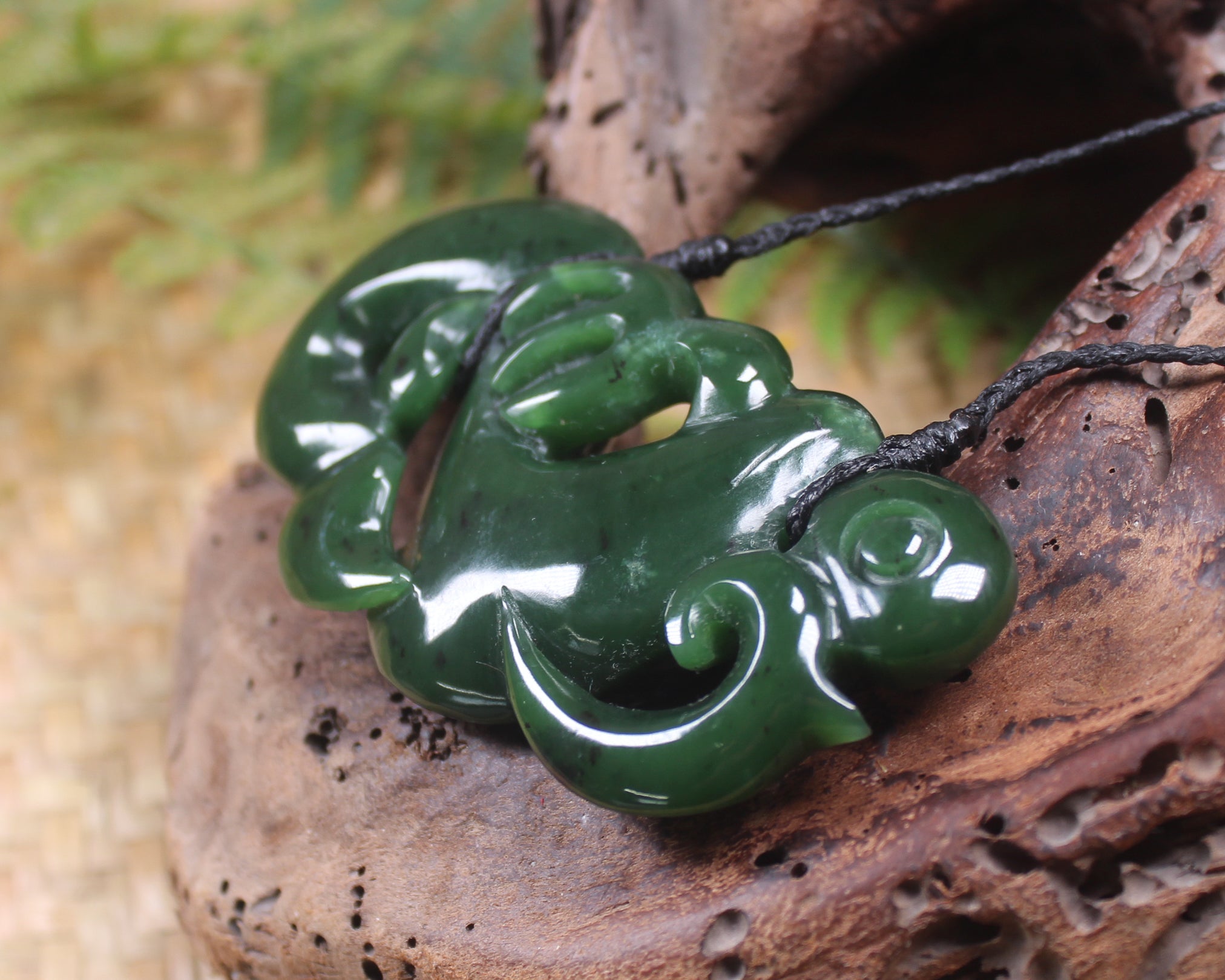 Manaia carved from Kawakawa Pounamu - NZ Greenstone