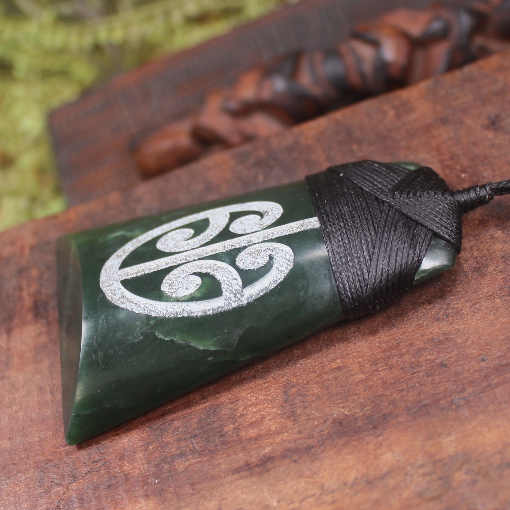 Kawakawa Pounamu Toki