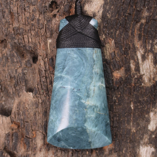 Inanga Pounamu Toki