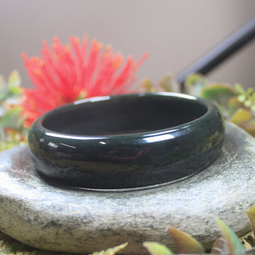 Bangle carved from Kawakawa Pounamu - NZ Greenstone