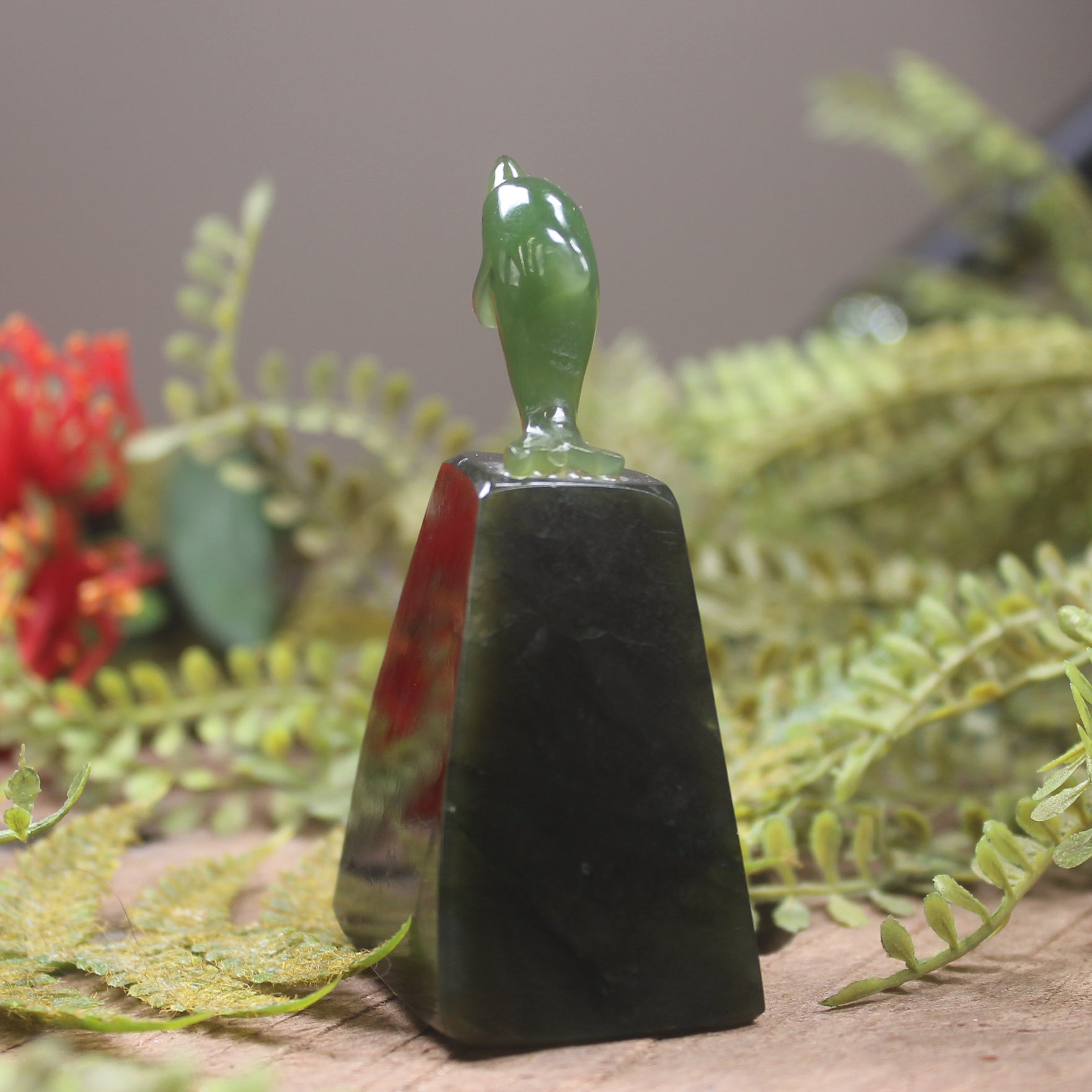 Hapopo Pounamu Dolphin Sculpture - NZ Greenstone