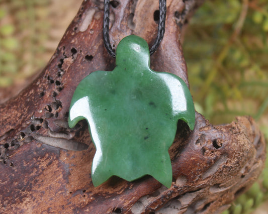 Turtle carved from Hapopo Pounamu - NZ Greenstone