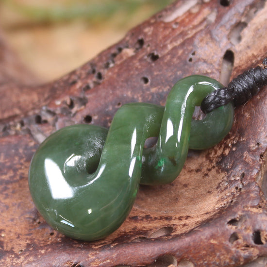Twist carved from Kawakawa Pounamu - NZ Greenstone