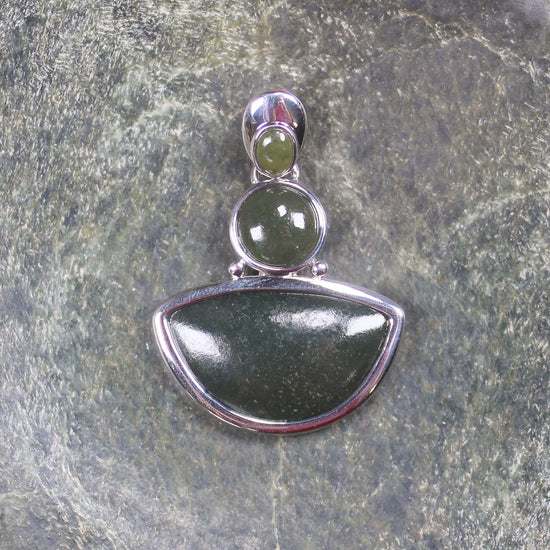 Rimu Pounamu pendant set in Sterling Silver - NZ Greenstone
