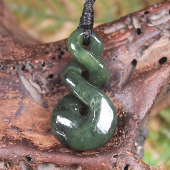 Twist carved from Rimu Pounamu - NZ Greenstone