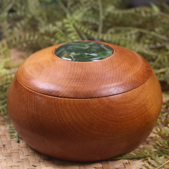 Wooden container with Flower Jade 
Pounamu set into lid - NZ Greenstone