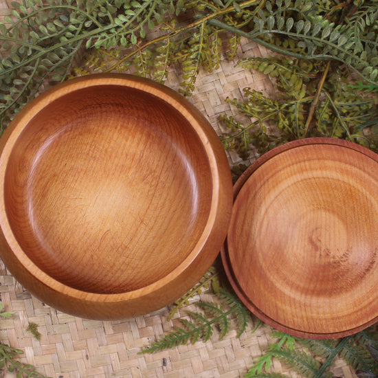 Wooden container with Flower Jade 
Pounamu set into lid - NZ Greenstone